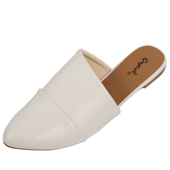 Off White faux leather pointy toe slip on mules - Picture 3 of 7